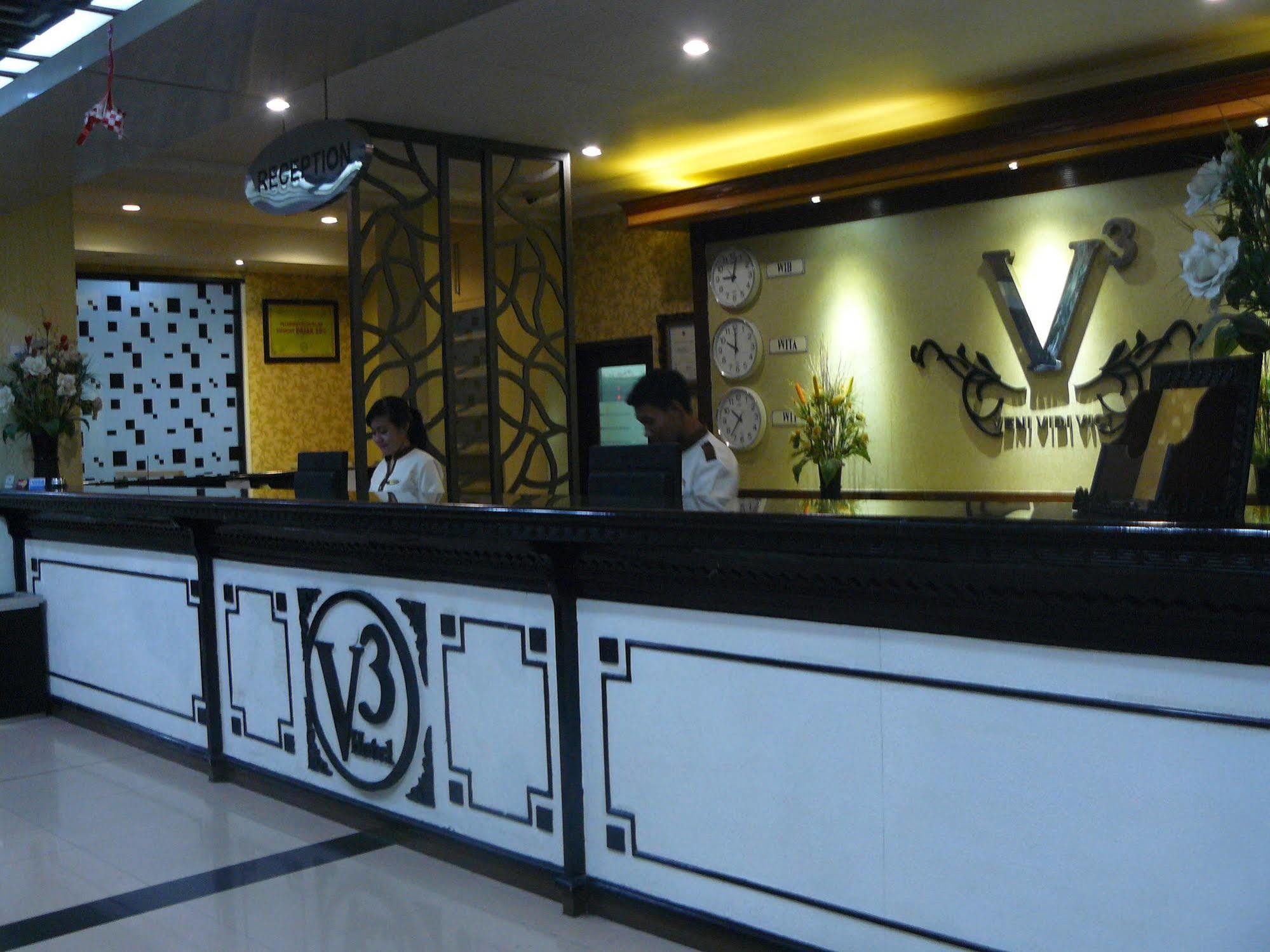 V3 Hotel Surabaya Exterior photo